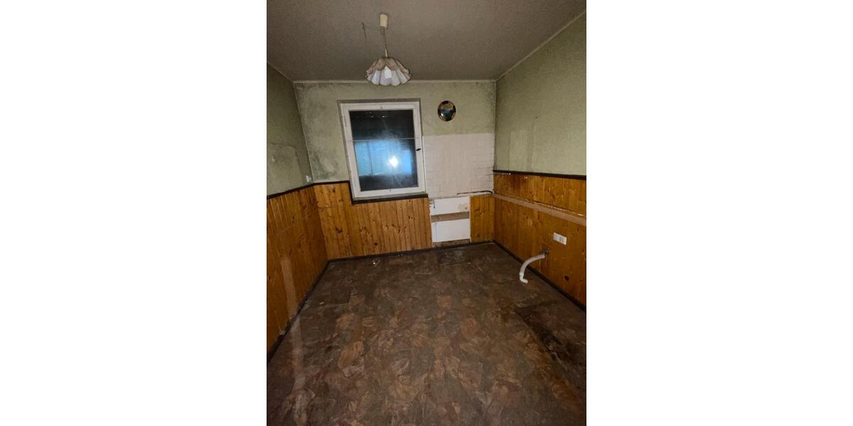 Einfamilienhaus Ilmenau - 8 Zimmer, 149 m&sup2;, 49.000&euro; | Angebot:26947679