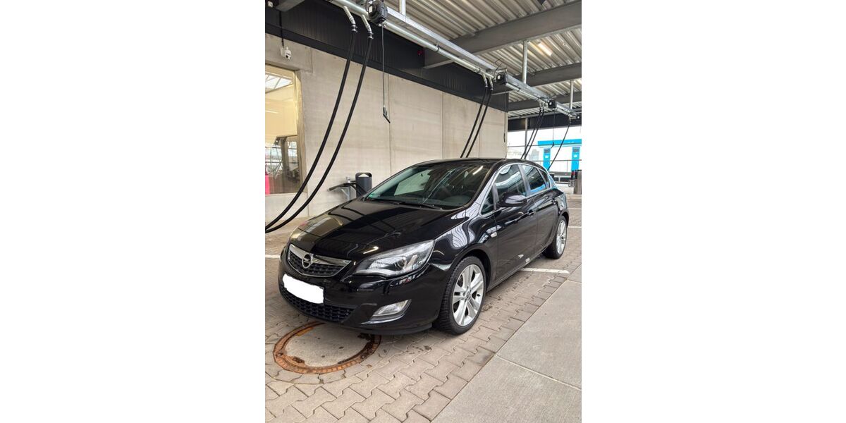 Opel Astra 136.560 km 5.799 &euro; Bad Oeynhausen 32549