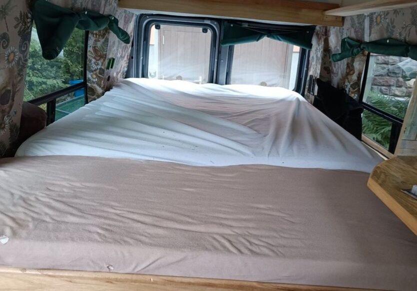 Ford Econoline 128.000 km 12.499 € Hattstedt 25856