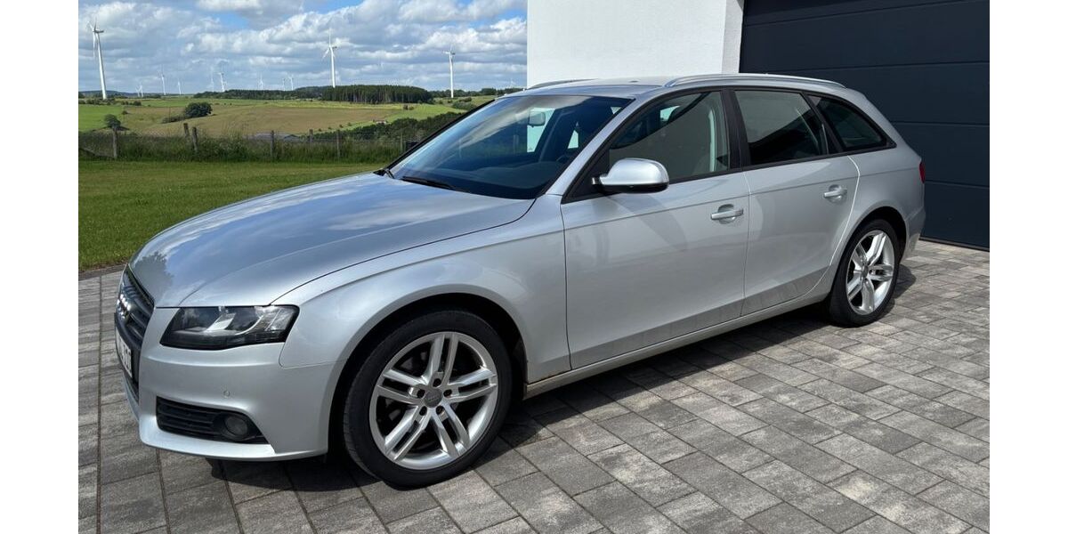 Audi A4 259.418 km 3.500 &euro; Roth 54597
