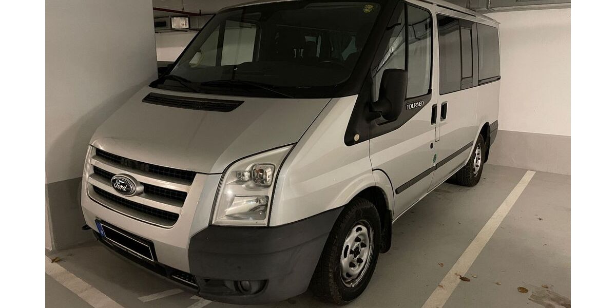 Ford Transit 200.000 km 10.500 &euro; Hamburg 22527