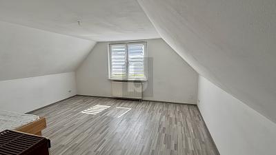 FAMILIENTRAUM MIT PLATZ ZUM GESTALTEN