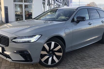 Volvo V90 21.634 km 45.490 &euro; Güstrow 18273