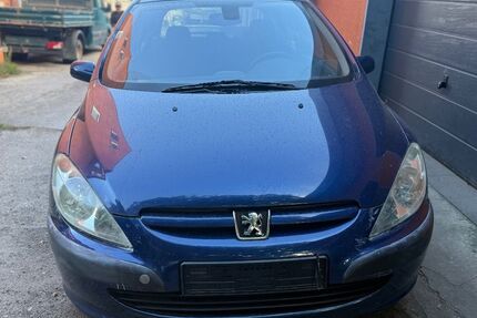 Peugeot 307 89.000 km 2.450 € Hamburg 21109