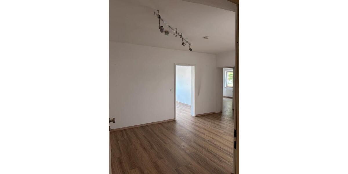 Erdgeschoßwohnung Löhne - 3 Zimmer, 83 m&sup2;, 180.000&euro; | Angebot:26763376