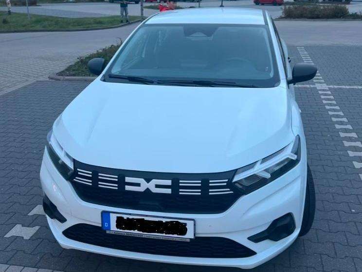 Dacia Sandero 9.600 km 10.500 € Chemnitz 09131