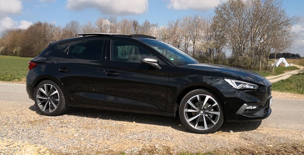 Seat Leon 89.000 km 21.300 € Burgau 89331