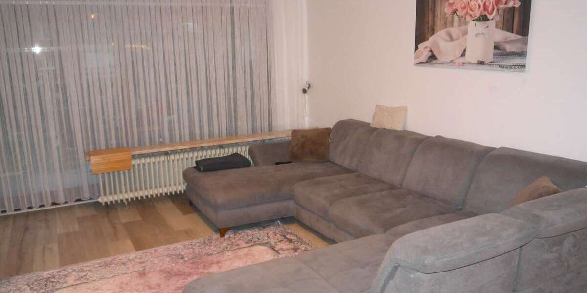 D-Hassels, RMH, 5 Zi., 2 Bäder, 136m² Wfl., 199m² GrSt., Garten, Terrasse, 2xBalkon, Grg. 5 zimmer