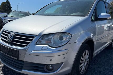 VW Touran 262.000 km 1.799 &euro; Laubach 35321