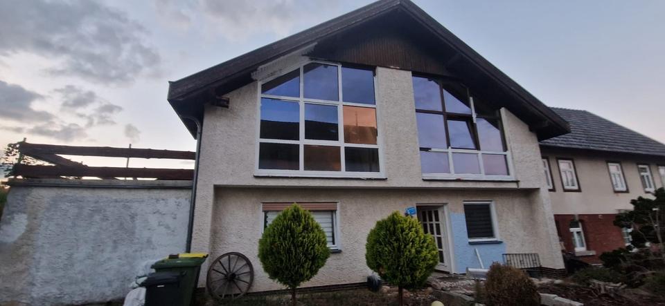 Einfamilienhaus Neustadt bei Coburg - 5 Zimmer, 176 m&sup2;, 140.000&euro; | Angebot:24597026