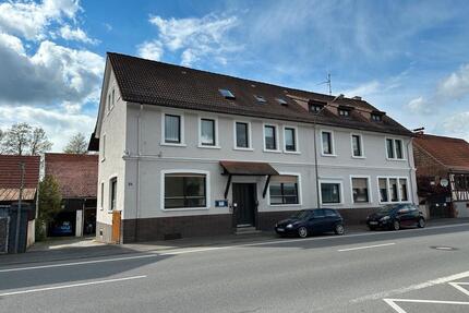 80QM Wohnung in Beerfurth - Balkon - ab 01.04. (830 warm)