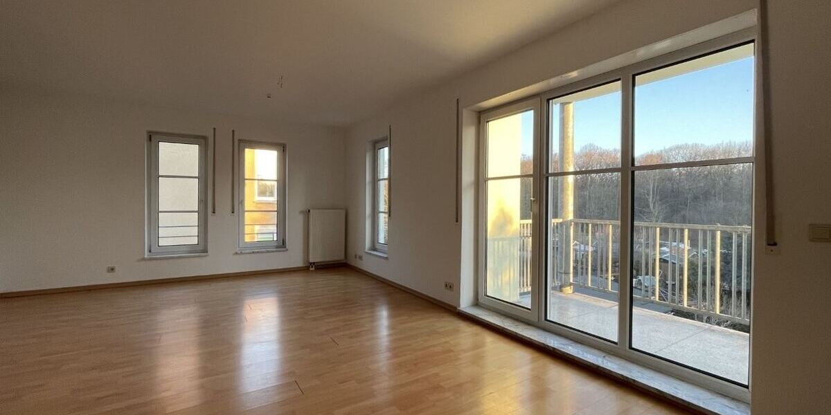 Zur Anlage mit Potential für mehr - Küche und Bad mit Fenster, Balkon sowie Stellplatz! - Etagenwohnung Chemnitz Hilbersdorf | Angebot:26781610