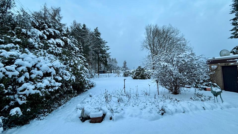 Großz.EFH, Nettokaltmiete 1.350,-€mtl. o. Kaufpreis. 285.000,-€ 5.5 zimmer