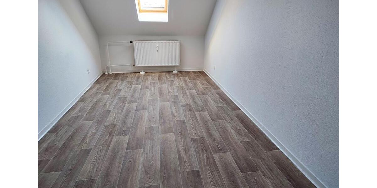 Dachgeschoßwohnung Chemnitz Hilbersdorf - 3 Zimmer, 89 m&sup2;, 490&euro; | Angebot:26681198