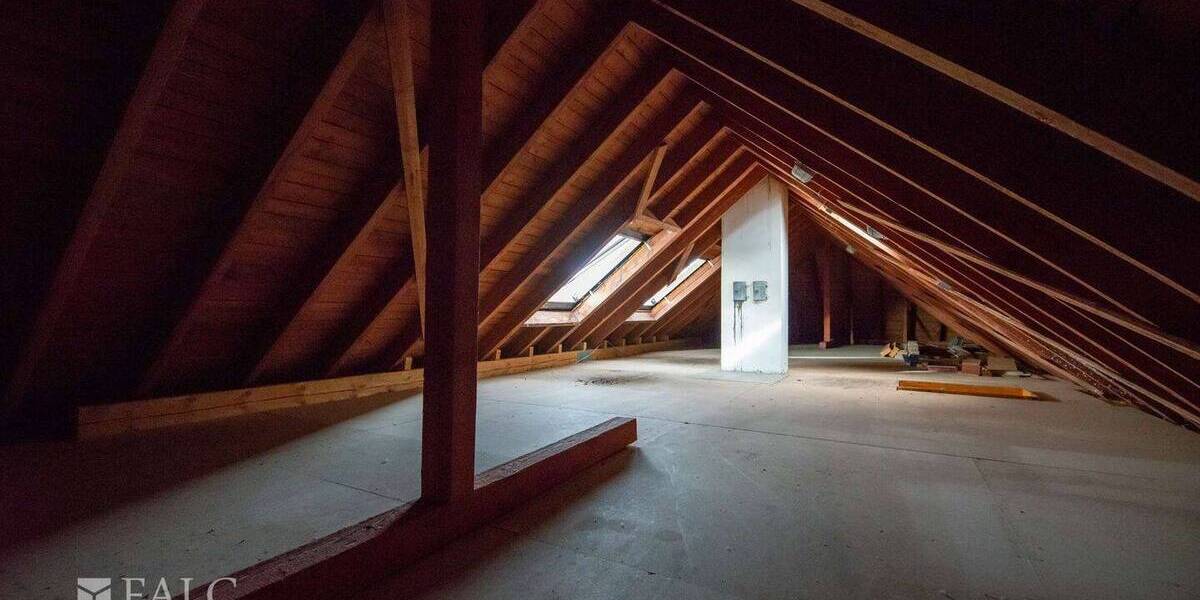 Mehrfamilienhaus, Wohnhaus Pleinfeld - 8 Zimmer, 237 m&sup2;, 480.000&euro; | Angebot:26787560