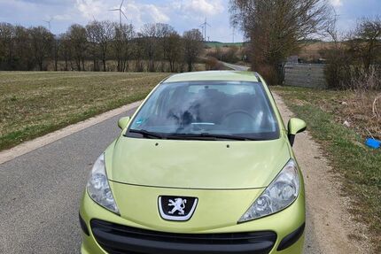 Peugeot 207 215.489 km 1.500 &euro; Deining 92364