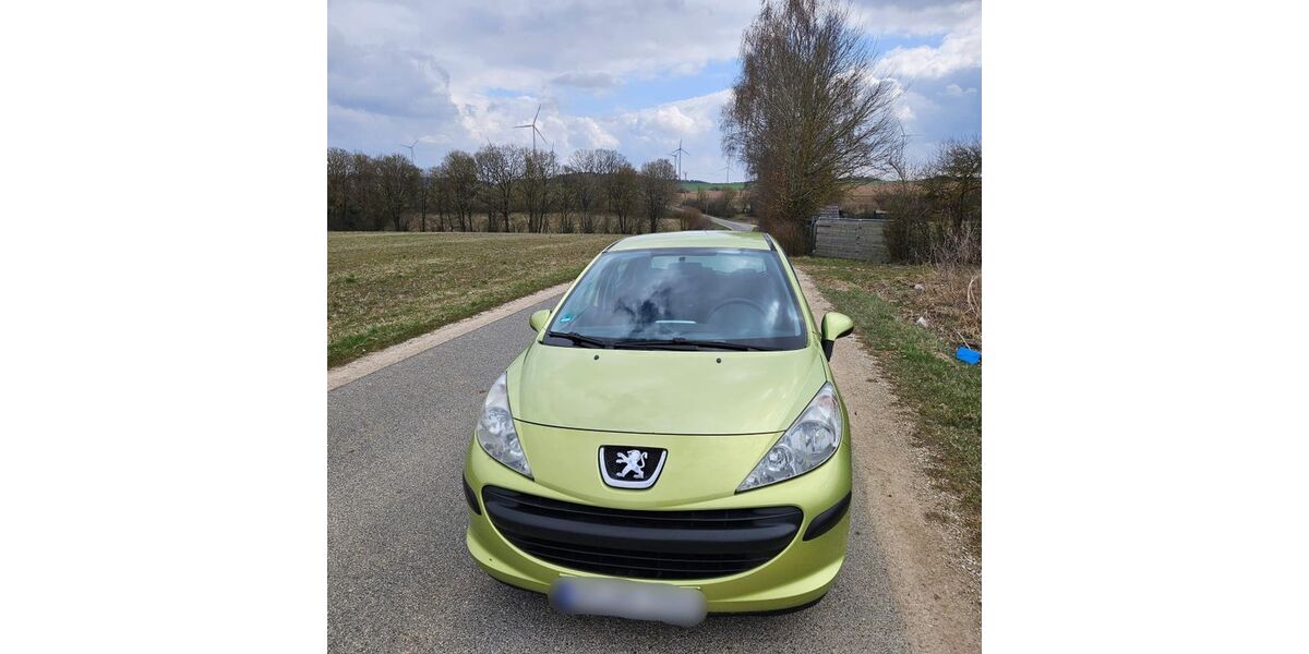 Peugeot 207 215.489 km 1.500 &euro; Deining 92364