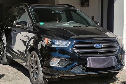 Ford Kuga 52.000 km 15.900 &euro; Bad Abbach 93077