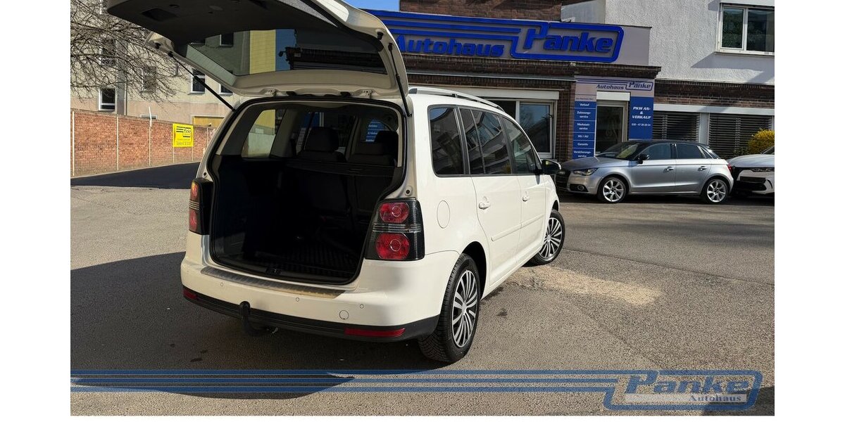 VW Touran Freestyle 1.4 DSG*SHZ*AHK*PDC*AUX* 193.614 km 4.990 &euro; Berlin 13187