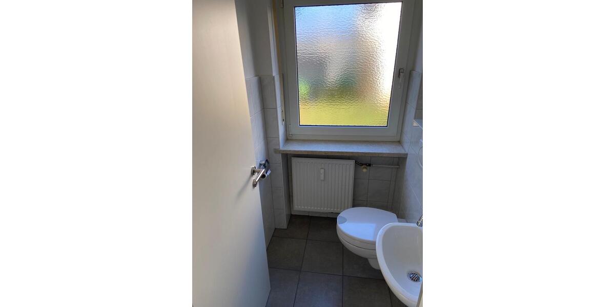 Erdgeschoßwohnung Obertraubling - 4 Zimmer, 93 m&sup2;, 1.350&euro; | Angebot:26537133
