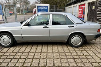 Mercedes-Benz 190 162.000 km 7.300 &euro; Regensburg 93055