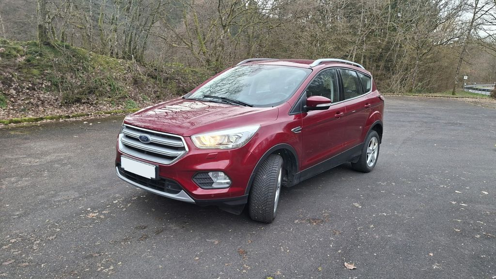 Ford Kuga 53.000 km 18.990 &euro; Biersdorf am See 54636