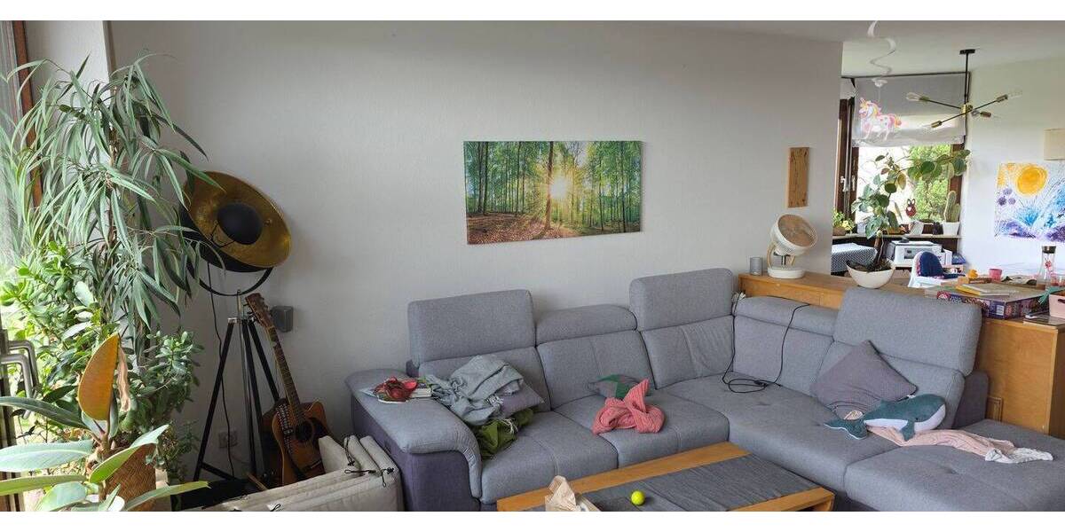 Etagenwohnung Würzburg Versbach - 3 Zimmer, 90 m&sup2;, 1.075&euro; | Angebot:26436730