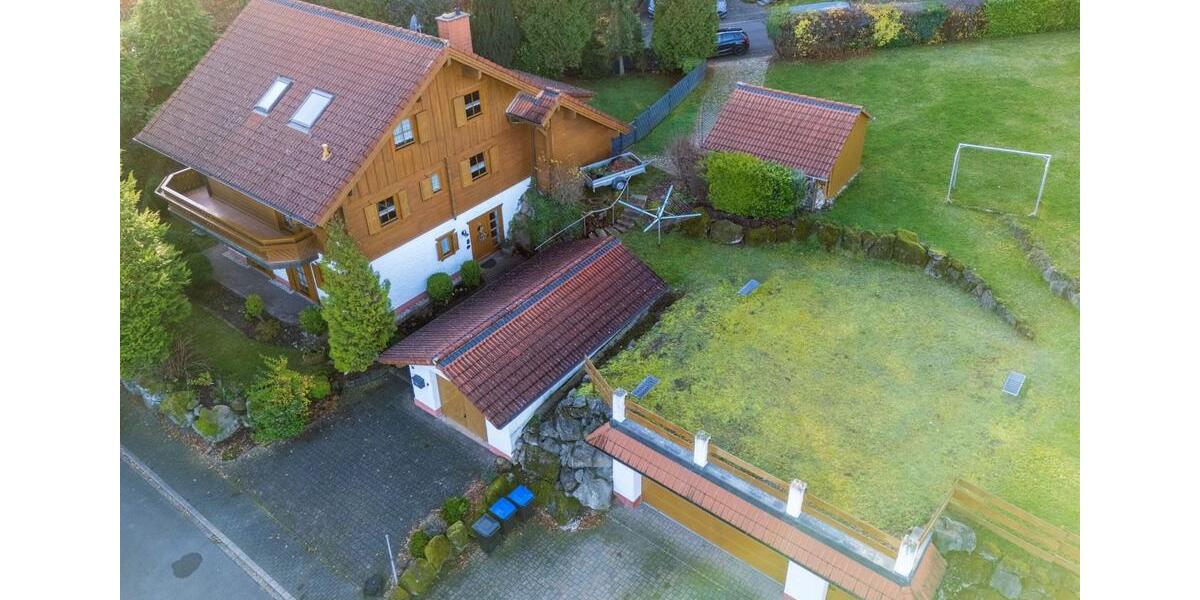 Einfamilienhaus Gerolstein - 8 Zimmer, 185 m&sup2;, 550.000&euro; | Angebot:26545050