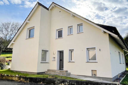 Haus Kalletal Erder - 8 Zimmer, 210 m&sup2;, 230.000&euro; | Angebot:26359244
