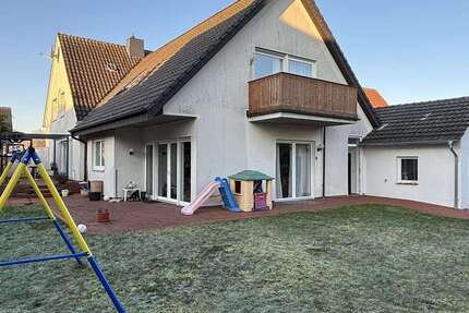 Haus Versmold - 8 Zimmer, 242 m&sup2;, 379.000&euro; | Angebot:25519869