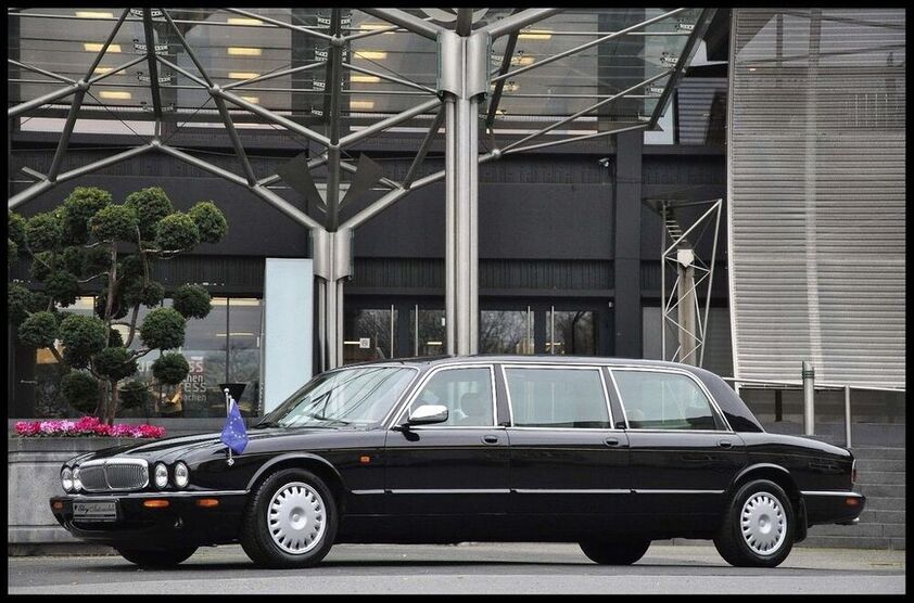 XJ