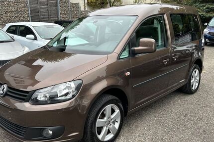 VW Caddy 121.350 km 7.950 € Höchberg 97204