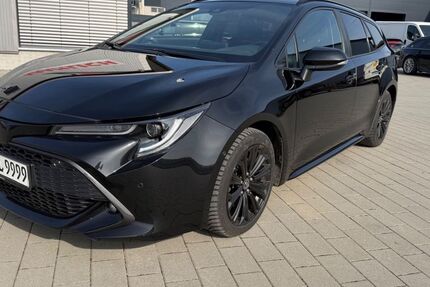 Toyota Corolla 47.500 km 23.900 &euro; Schwäbisch Hall 74523