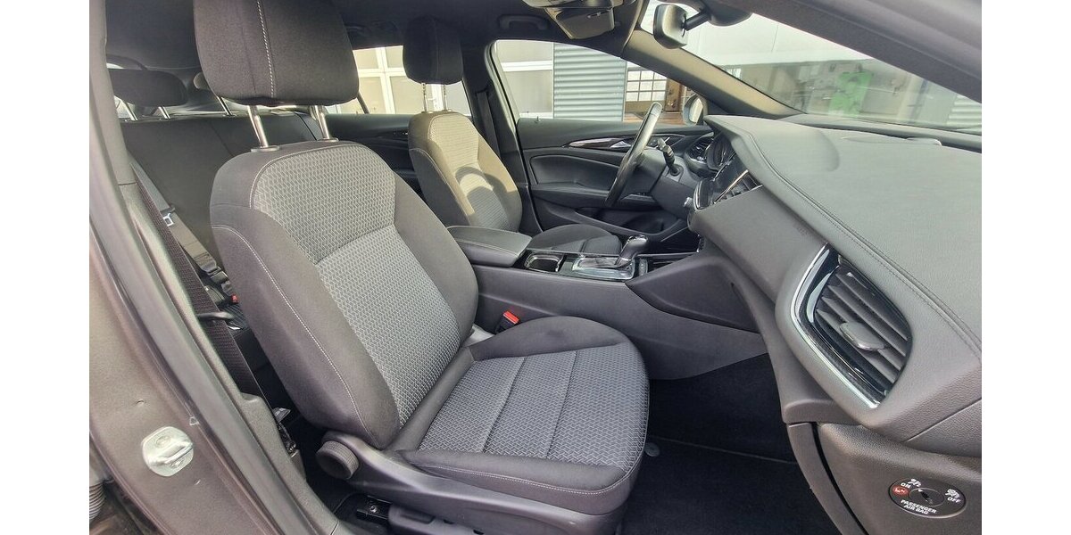 Opel Insignia 1.5 D Elegance Klimautomatik NAVI 130.000 km 14.399 &euro; Landau 76829