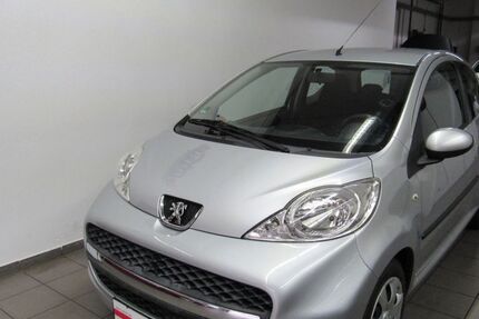Peugeot 107 81.500 km 4.777 &euro; Saarbrücken 66121