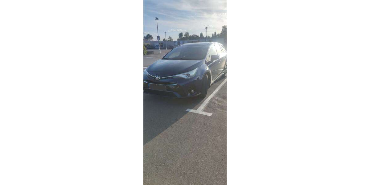 Toyota Avensis 259.600 km 9.990 &euro; Günzburg 89312