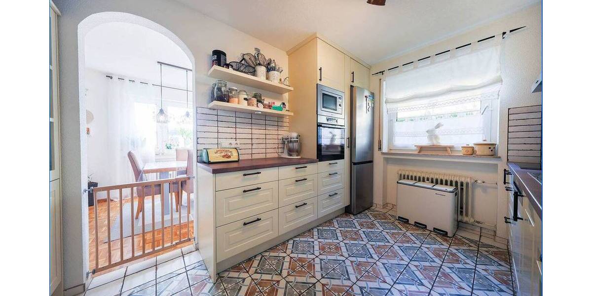 Etagenwohnung Singen (Hohentwiel) Singen - 4 Zimmer, 121 m&sup2;, 390.000&euro; | Angebot:26293183