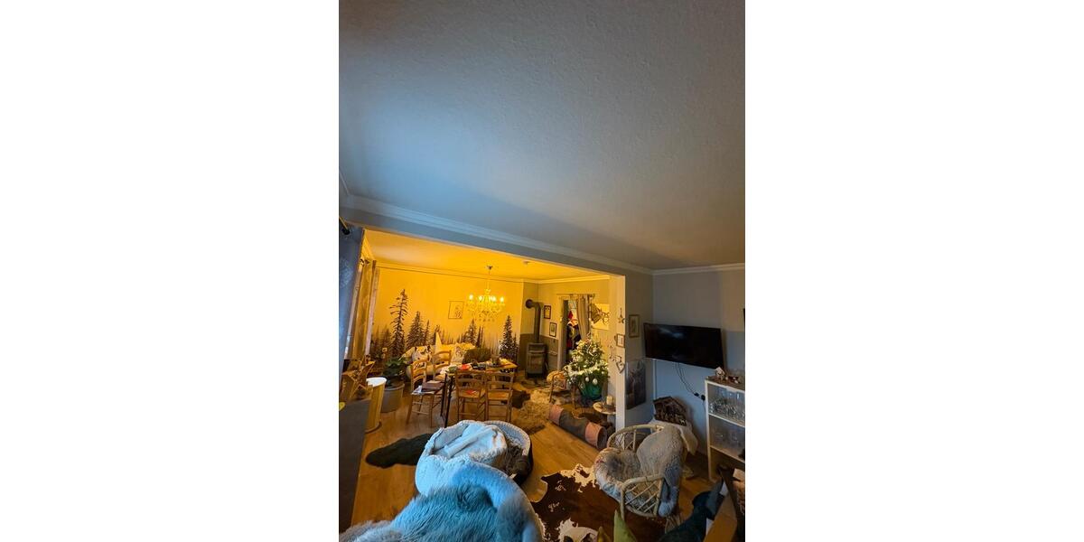 Erdgeschosswohnung, Mehrfamilienhaus 3 zimmer