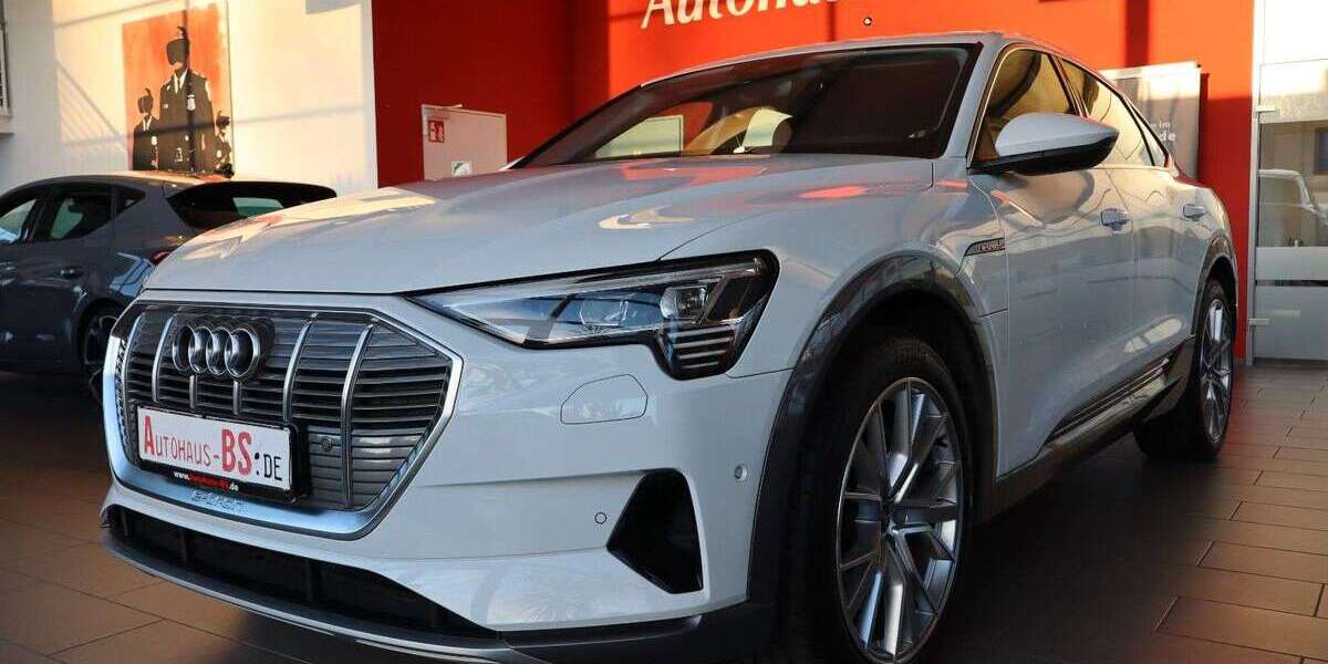 Audi e-tron 41.361 km 31.750 &euro; Braunschweig 38116