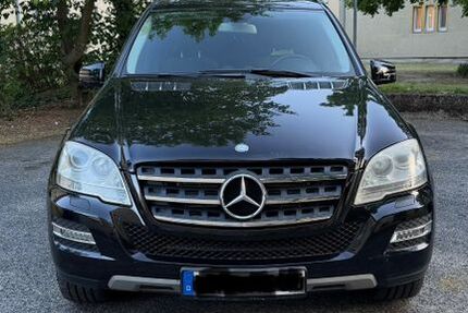 Mercedes-Benz ML 350 247.403 km 11.999 &euro; Röthenbach an der Pegnitz 90552