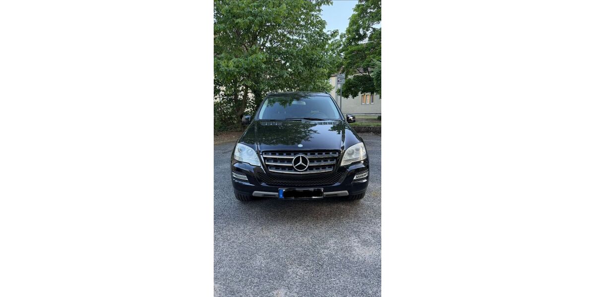 Mercedes-Benz ML 350 247.403 km 11.999 &euro; Röthenbach an der Pegnitz 90552