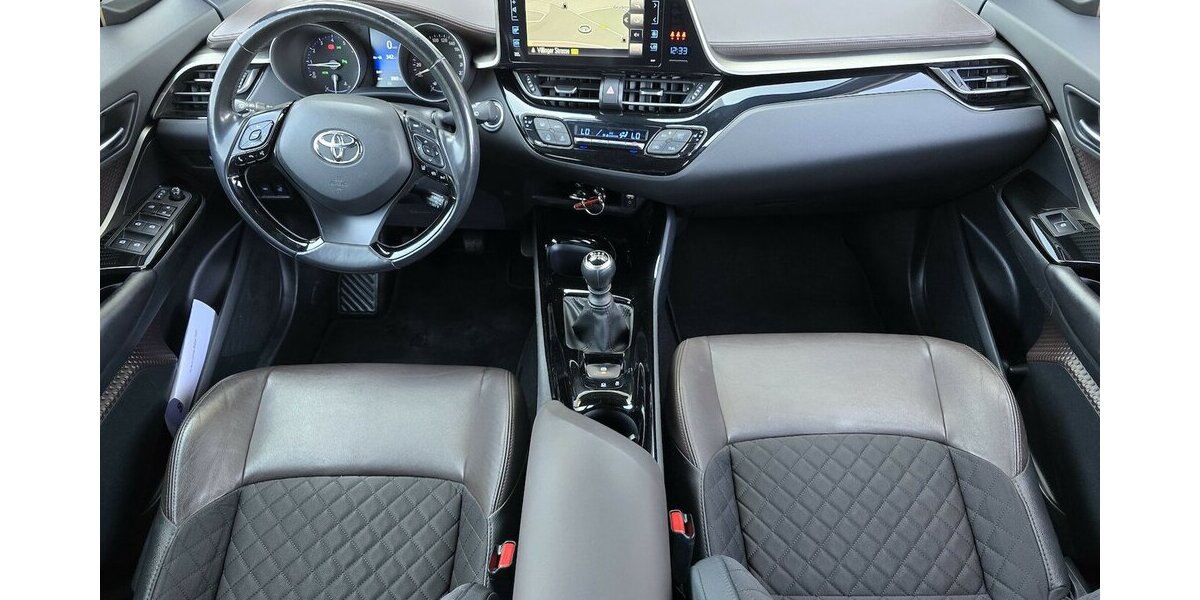 Toyota C-HR 1.2 LOUNGE/KAMERA/NAVI/LEDER/JBL/PDC 119.381 km 12.900 &euro; Villingen-Schwenningen 78054