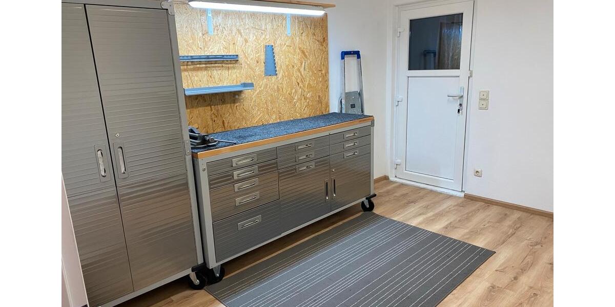 Reihenhaus Neutraubling - 6 Zimmer, 164 m&sup2;, 630.000&euro; | Angebot:24730082