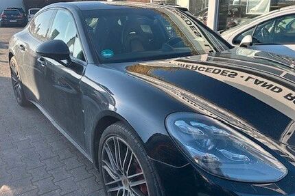 Porsche Panamera 168.000 km 52.000 &euro; Halle/Saale 06116