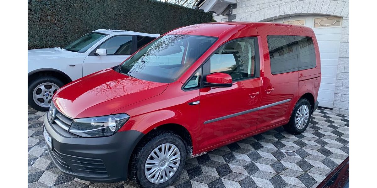 VW Caddy 102.117 km 17.077 &euro; Felsberg 34587