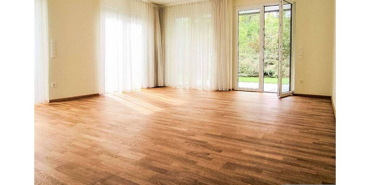 Etagenwohnung Würzburg Frauenland - 2 Zimmer, 82 m&sup2;, 1.175&euro; | Angebot:26361541