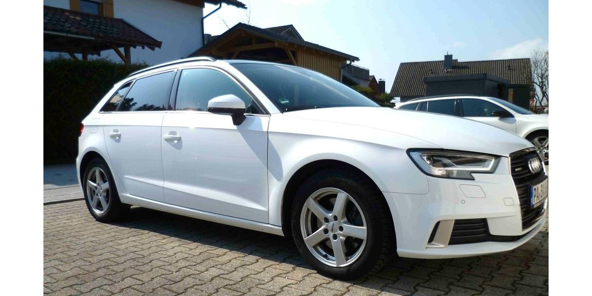 Audi A3 143.000 km 16.500 &euro; Büchlberg 94124