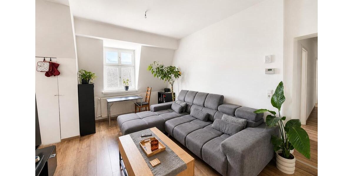 Dachgeschoßwohnung Saarlouis - 3 Zimmer, 63 m&sup2;, 650&euro; | Angebot:26456186