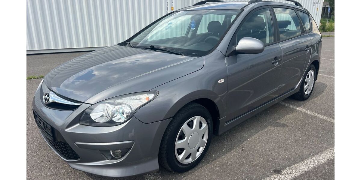Hyundai i30 168.000 km 2.990 &euro; Berlin 12057