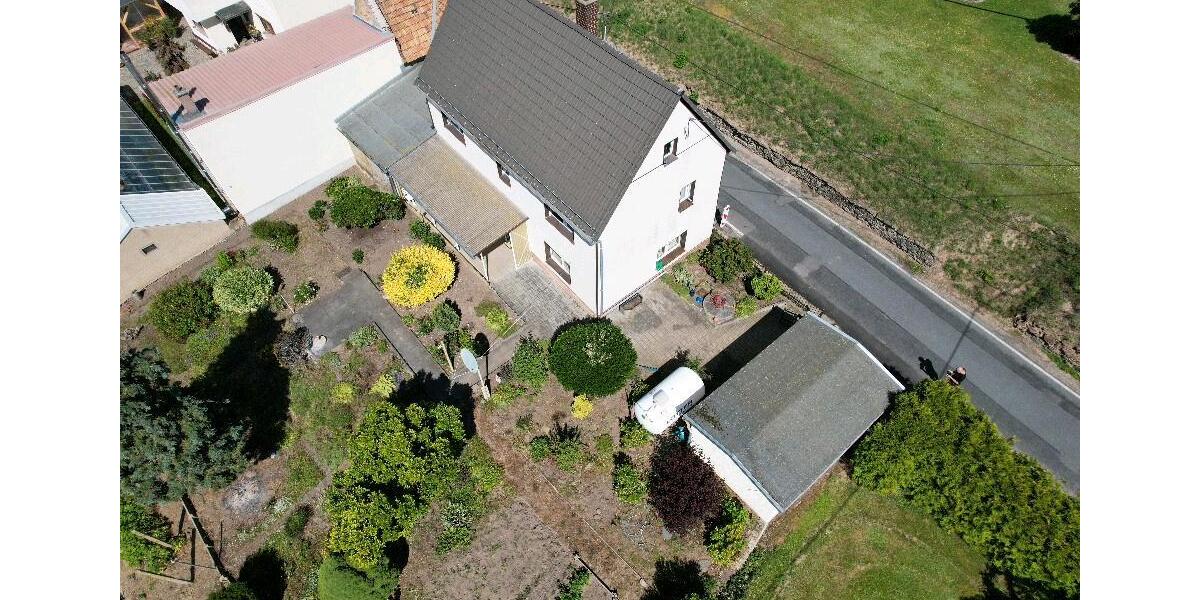 Einfamilienhaus Nossen - 5 Zimmer, 100 m&sup2;, 95.000&euro; | Angebot:26296399